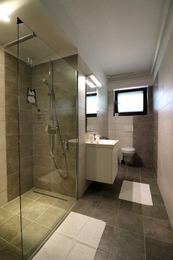 Apartment Draga 17 Njivice Bagian luar foto