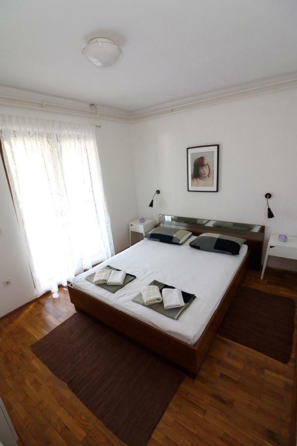 Apartment Draga 17 Njivice Bagian luar foto